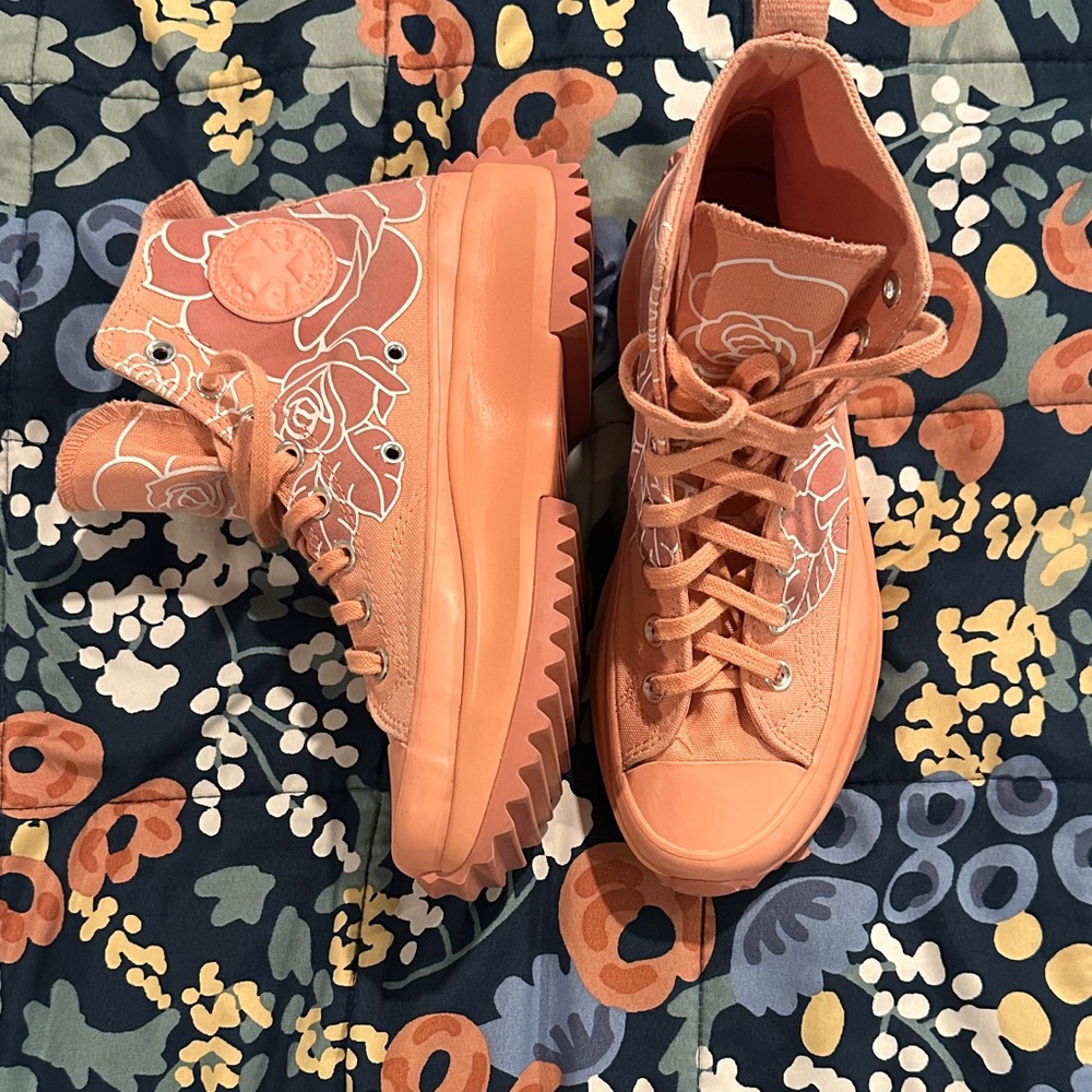 Converse Run Star Hike Platform Floral Sneaker